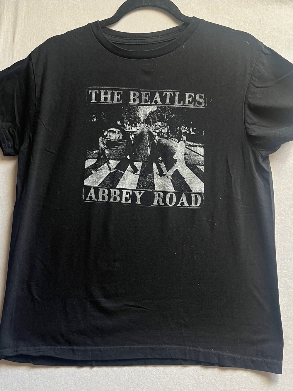 The Beatles Apple Graphic Logo T-Shirt Black Casual Tee Size M